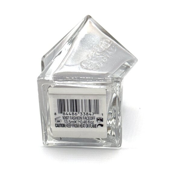 Essie FASHION FACE-OFF #1097 Nail Polish Lacquer - Picture 3 of 7
